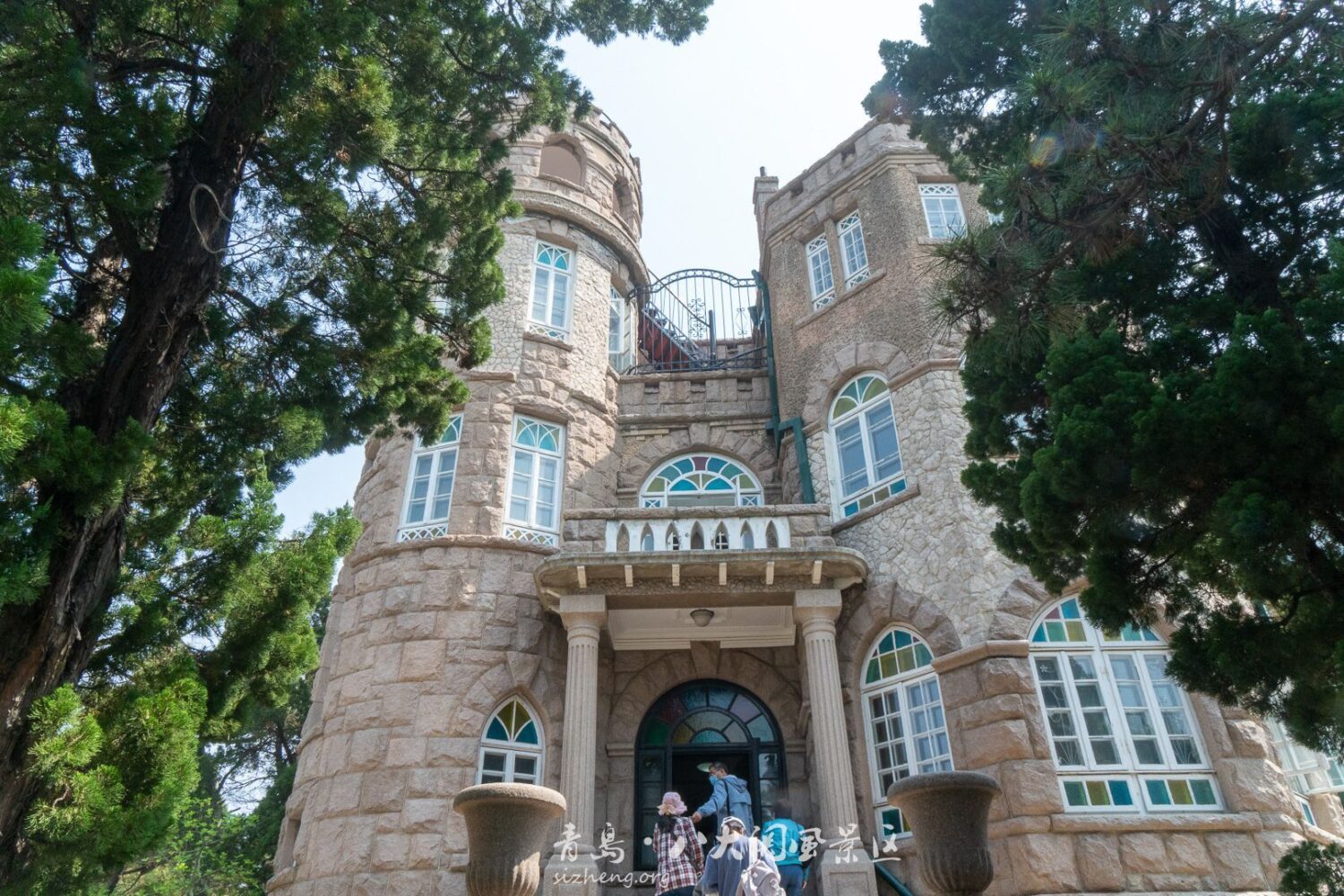 青岛花石楼正面