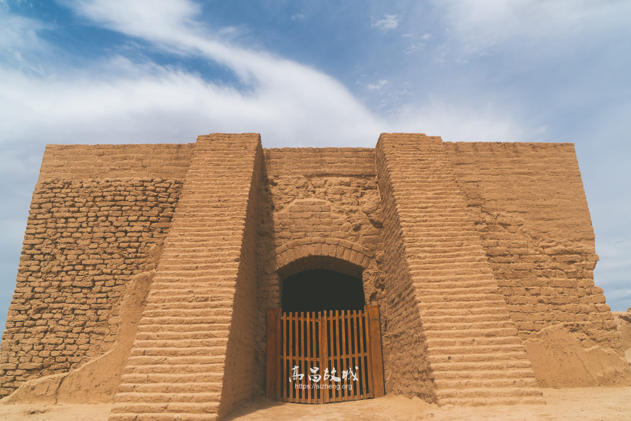 东南小寺窟形建筑